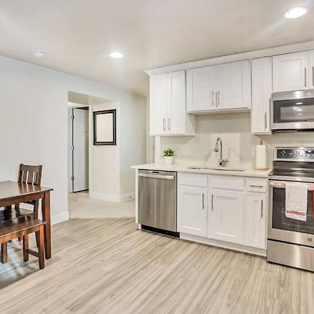 New Furnished 2Bd Apt! Great For Long Stays Vineyard Exterior photo